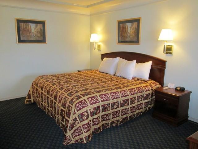 Whitten Inn Van Horn Oda fotoğraf